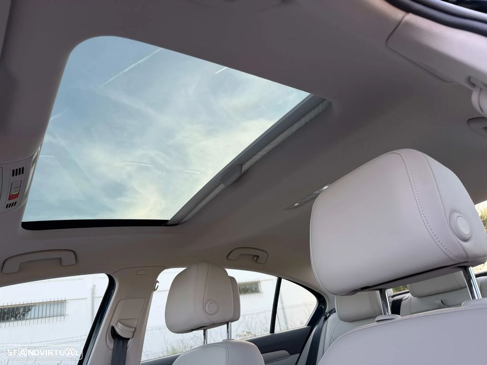VW Passat 1.4 TSI DSG GTE - 18