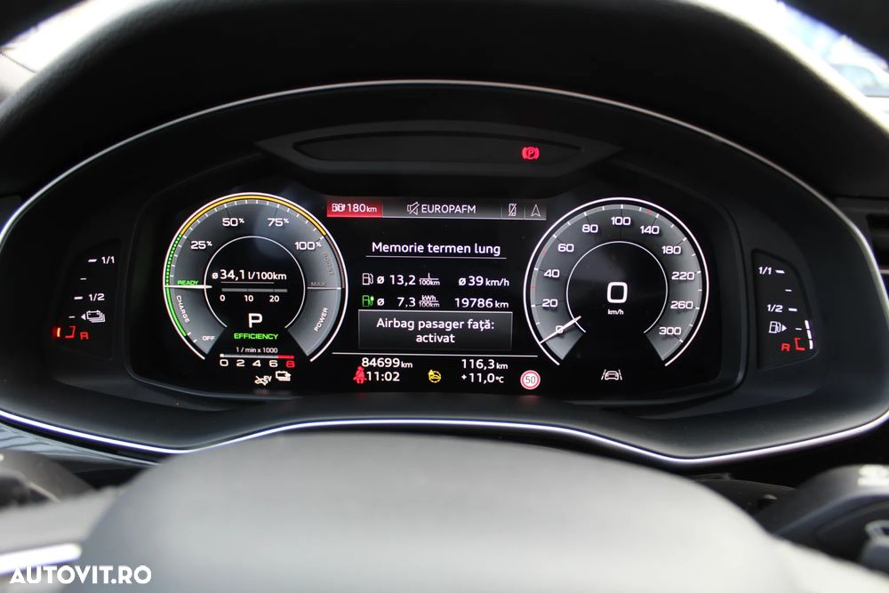 Audi Q8 55 TFSIe quattro tiptronic - 24