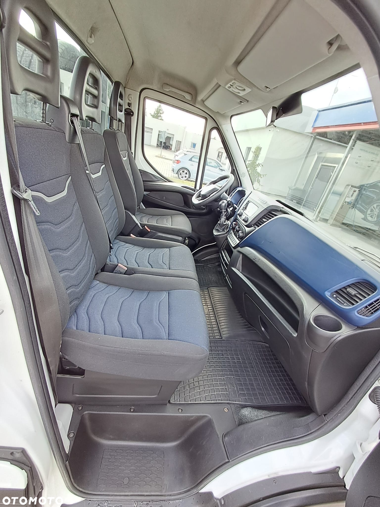 Iveco DAILY - 15