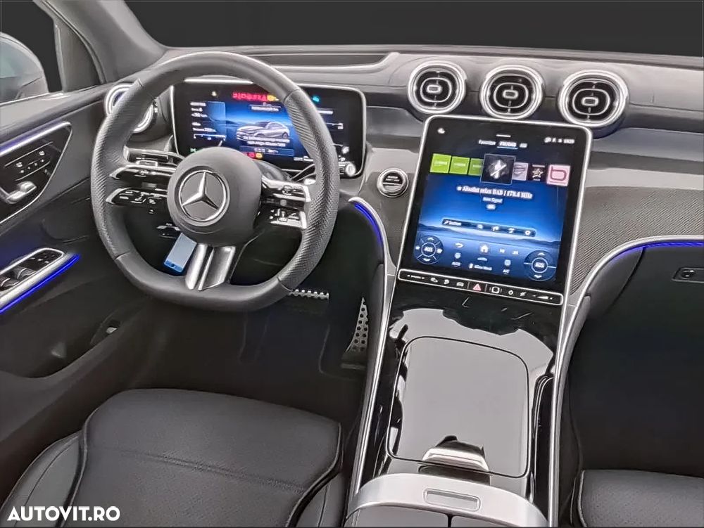 Mercedes-Benz GLC Coupe 300 de 4Matic 9G-TRONIC AMG Line Advanced - 4
