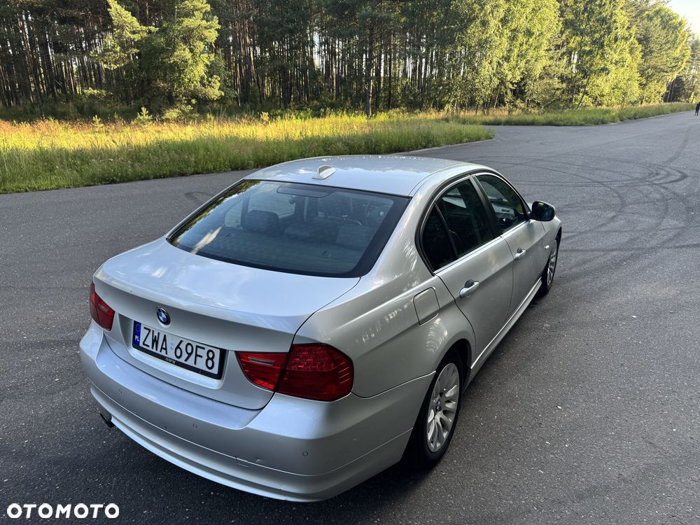 BMW Seria 3 320d - 10