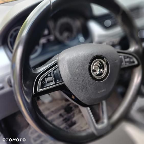 Skoda RAPID 1.0 TSI Ambition - 11
