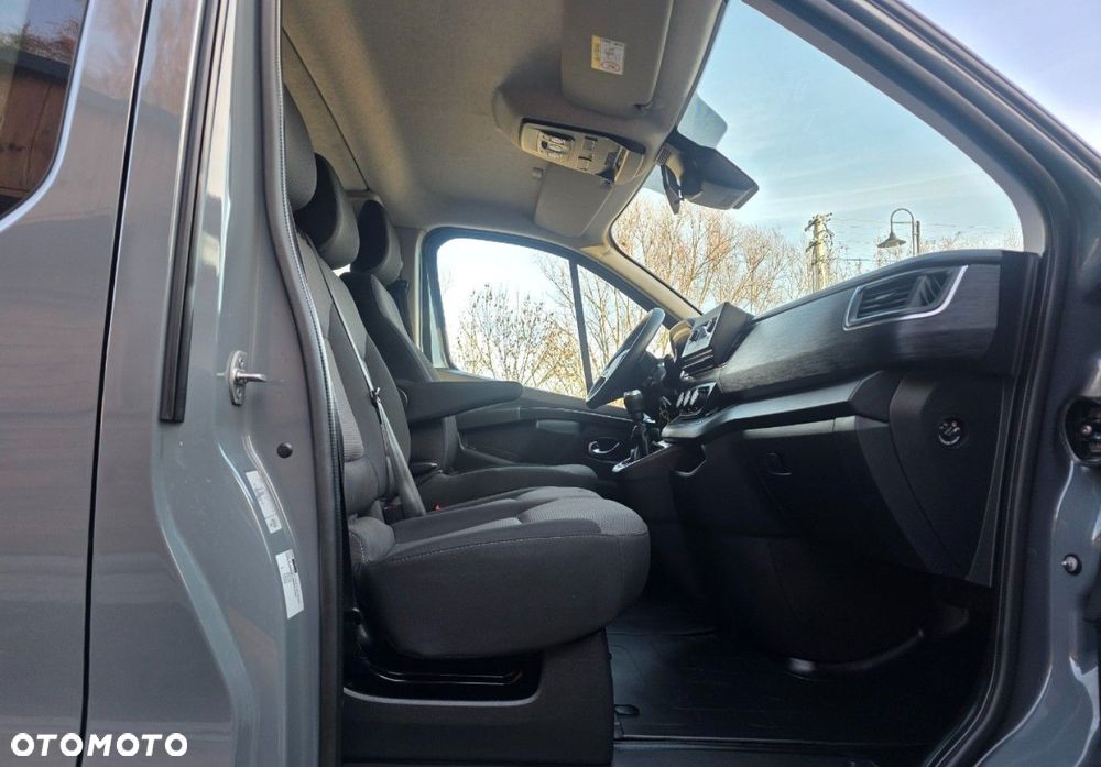 Renault Trafic - 19