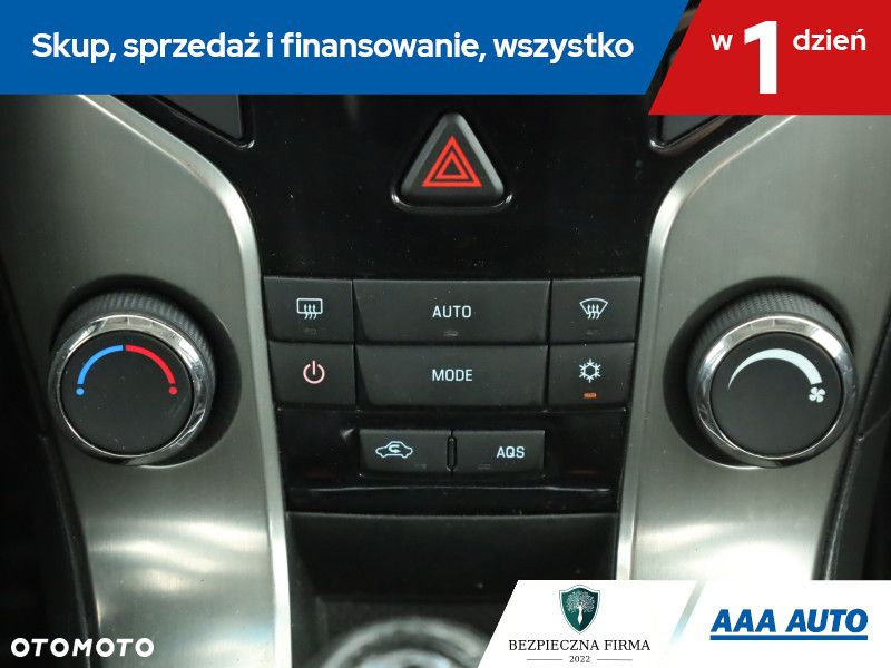 Chevrolet Cruze - 17