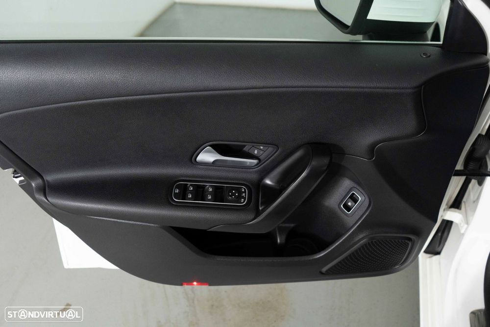 Mercedes-Benz A 250 e Progressive - 19
