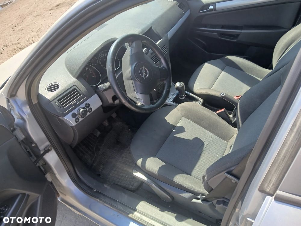 opel astra h z163 maska zderzak lampa grill błotnik drzwi zbiornik paliwa szyba lusterko klamka - 4