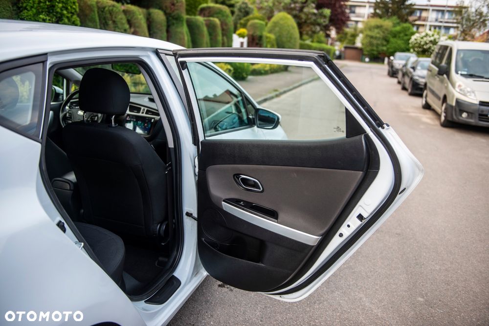 Kia Ceed 1.4 CVVT Vision - 35
