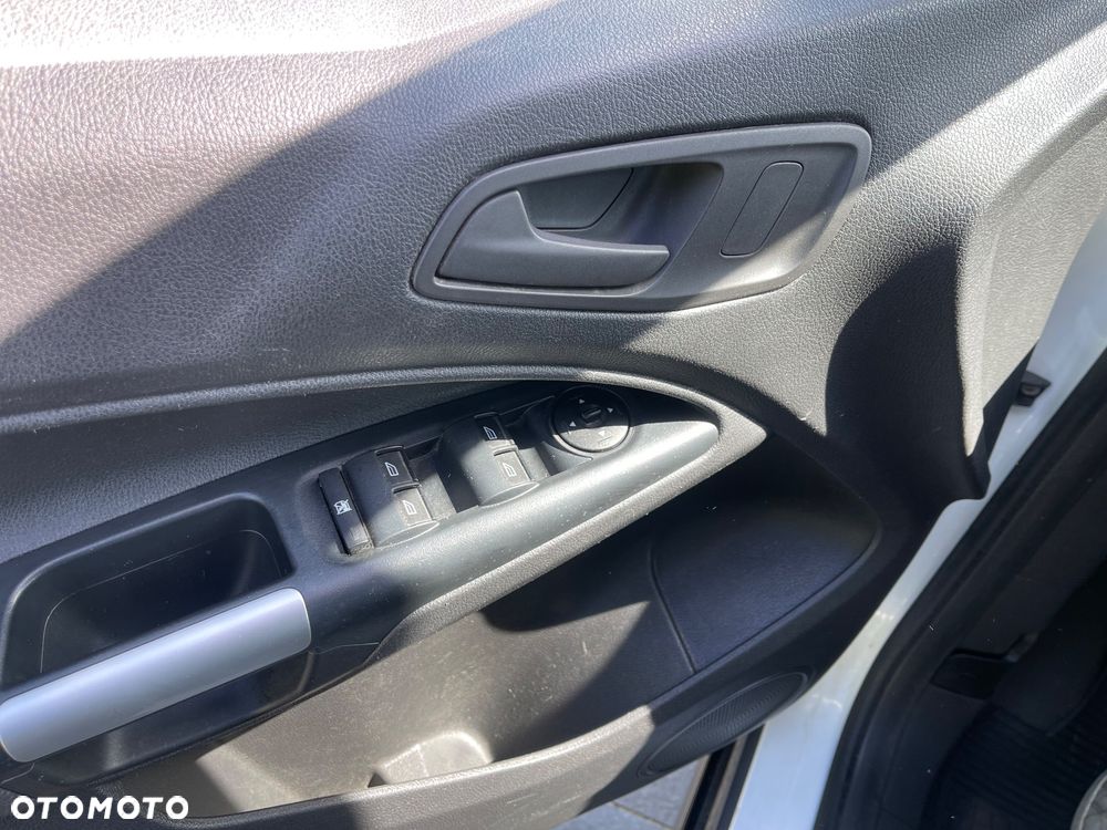 Ford Tourneo Connect 1.5 EcoBlue Start-Stop Active - 21