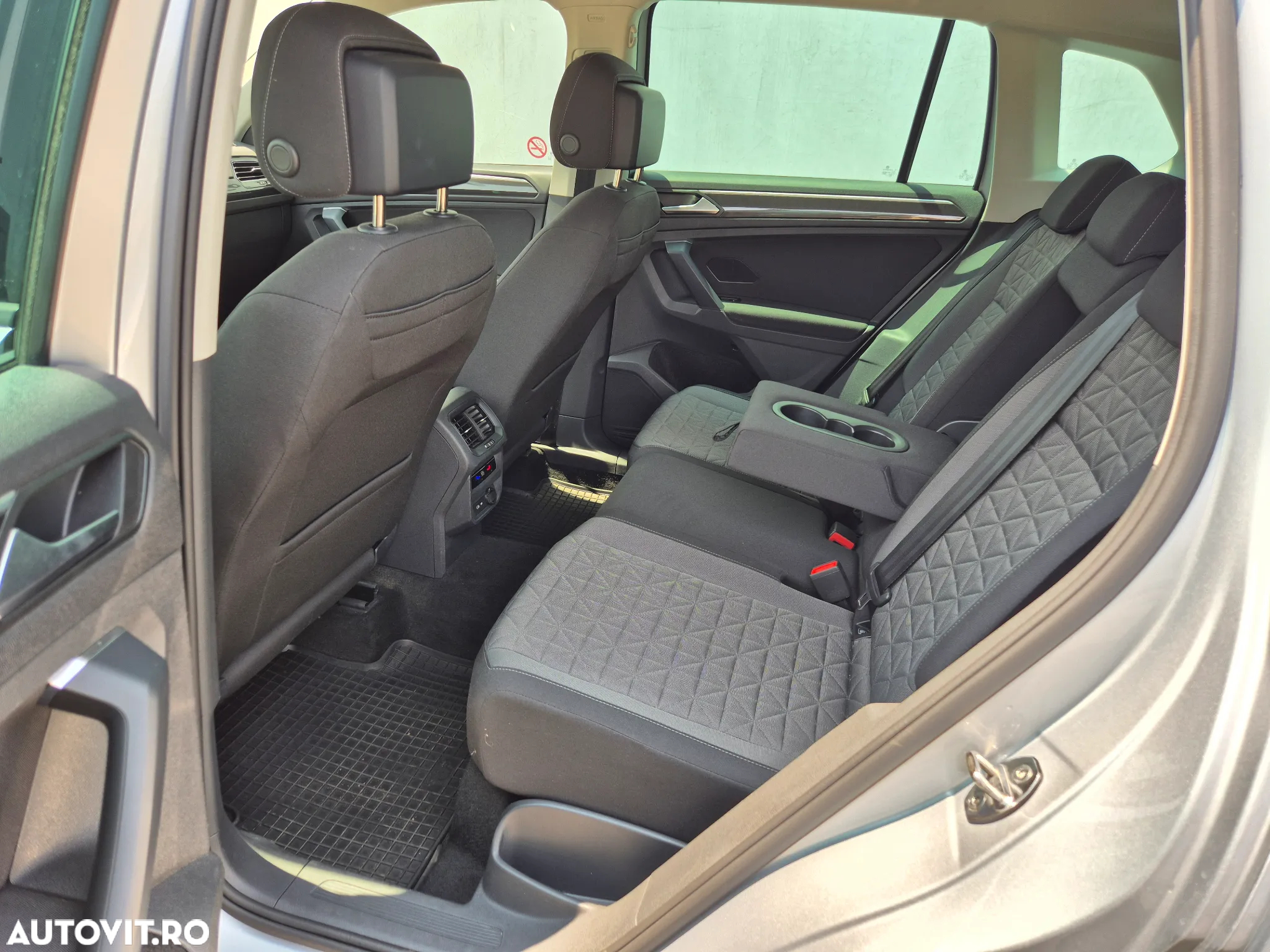 Volkswagen Tiguan 2.0 TDI SCR DSG Life - 12