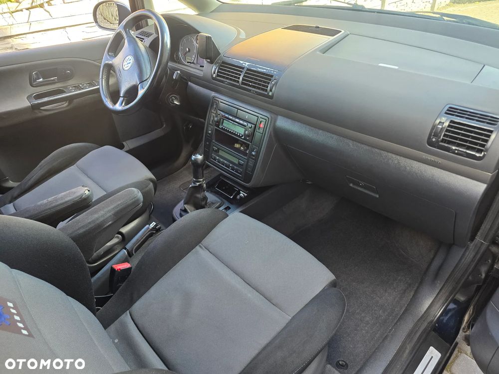 Volkswagen Sharan - 17