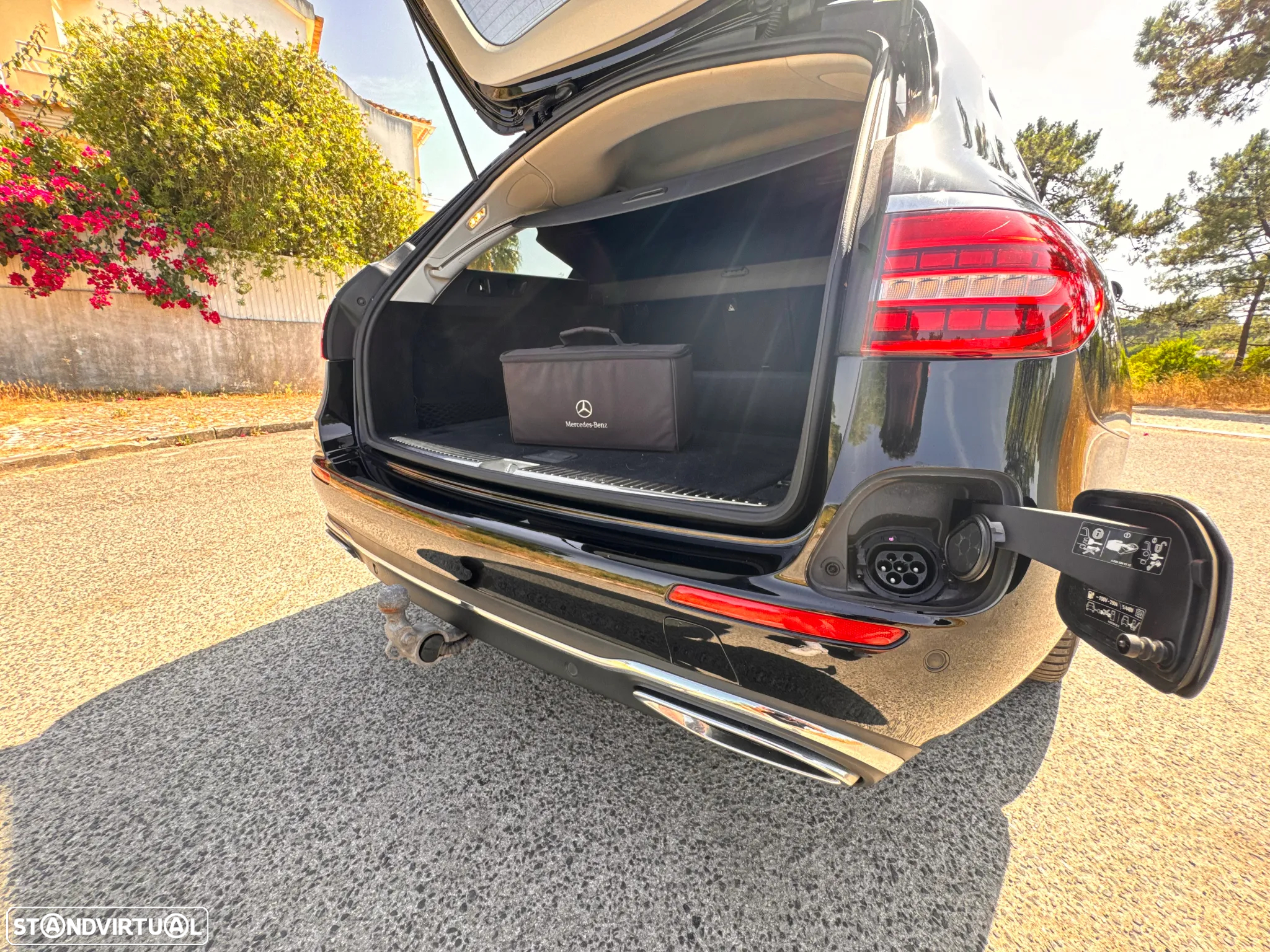 Mercedes-Benz E 300 de 4Matic T 9G-TRONIC Avantgarde - 6