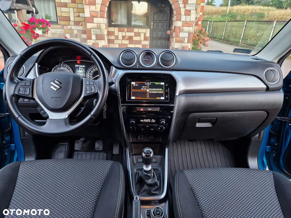 Suzuki Vitara 1.4 Boosterjet Premium 4WD - 17
