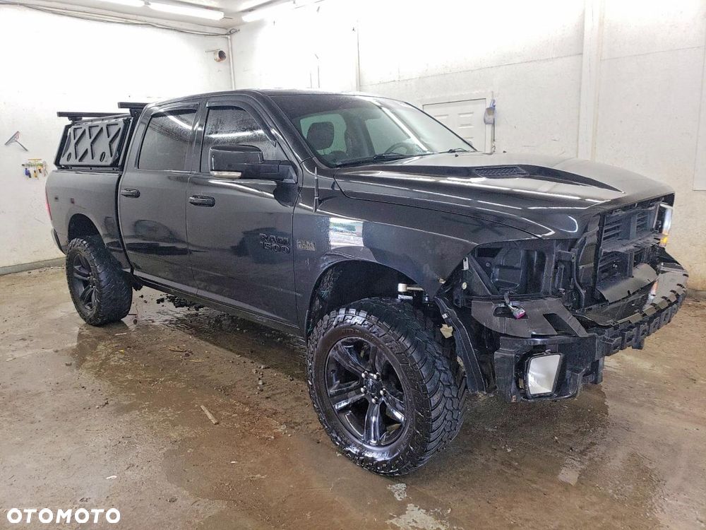 Dodge RAM 5.7 4x4 - 4