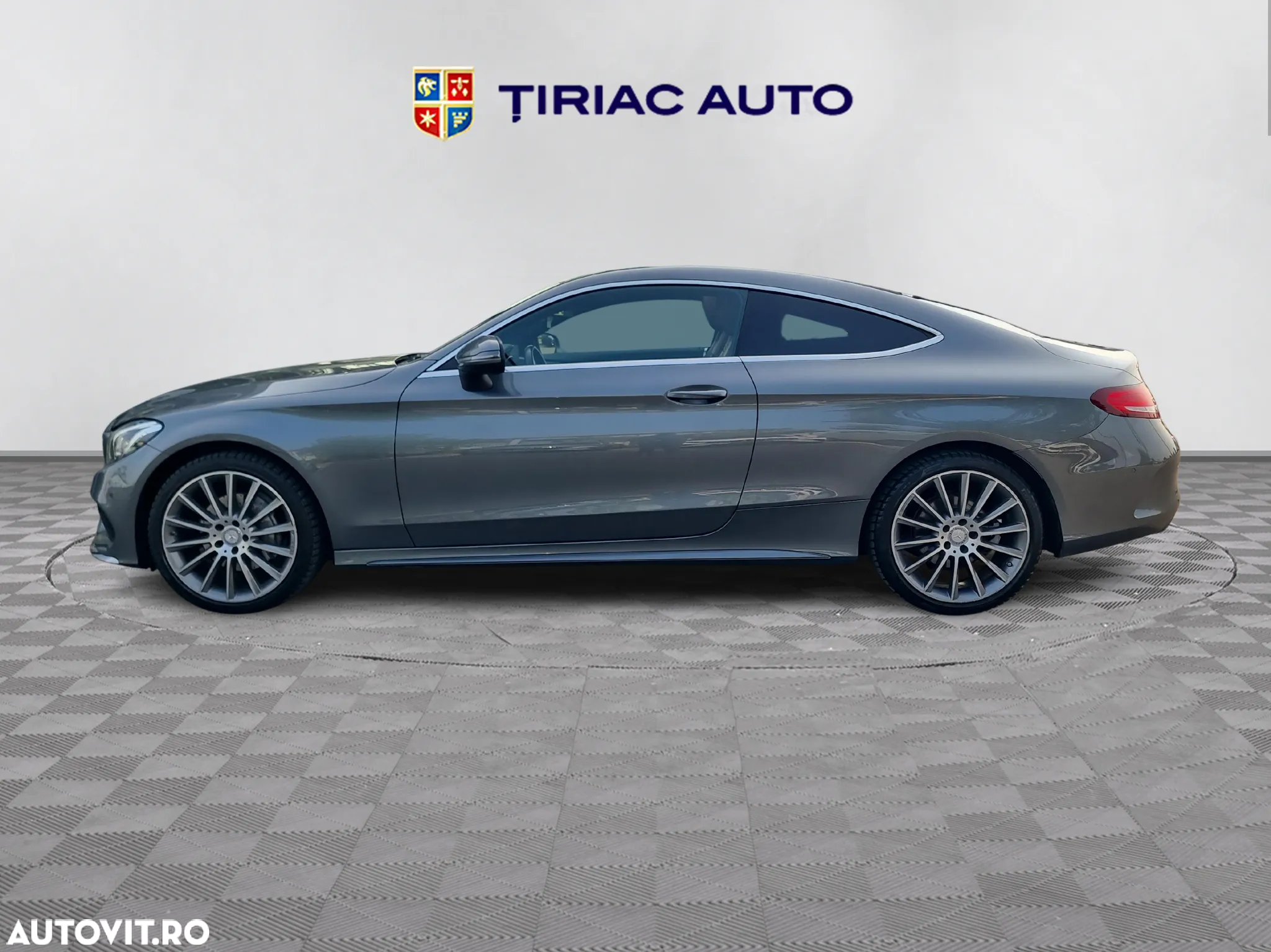 Mercedes-Benz C - 3