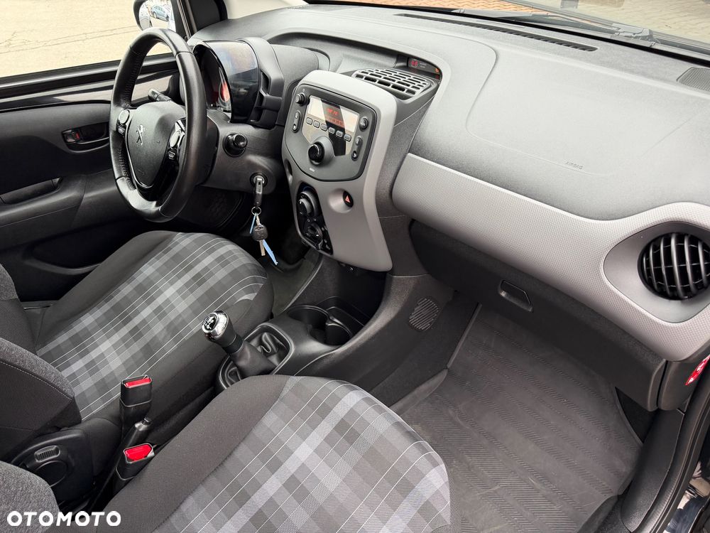 Peugeot 108 VTI 72 Style - 23