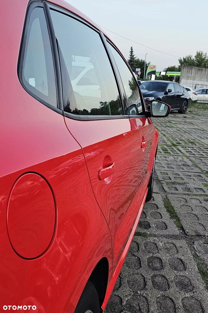 Volkswagen Polo - 11