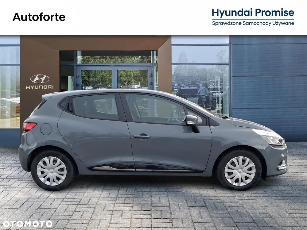 Renault Clio 1.2 16V Life - 6