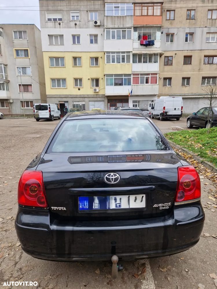 Toyota Avensis 2.0 D4D Sdn. Terra - 6