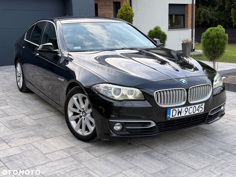 BMW Seria 5 520d Luxury Line - 9