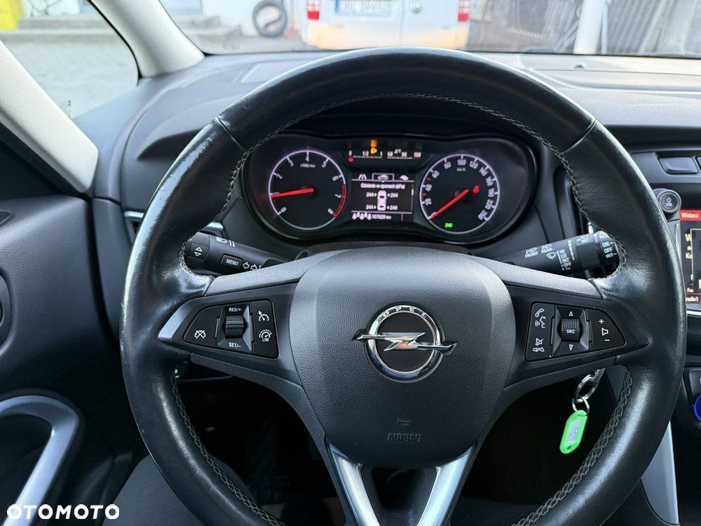Opel Zafira - 8