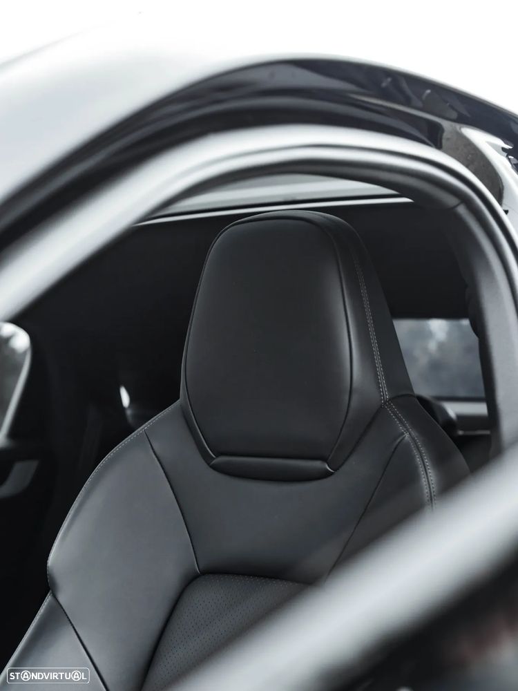 Porsche Cayenne Coupé E-Hybrid - 11