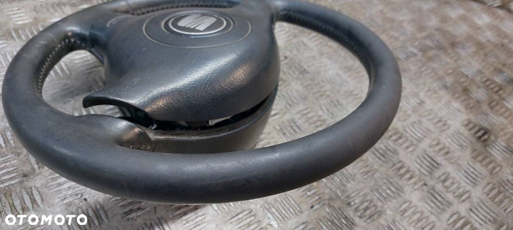 KIEROWNICA + PODUSZKA LEON I - 4