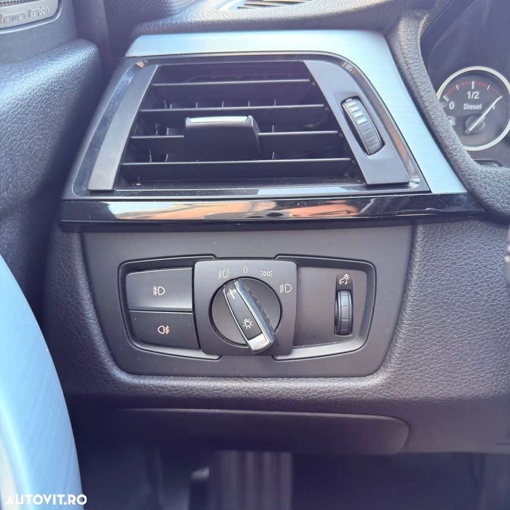 BMW Seria 3 320d Aut. Sport Line - 9