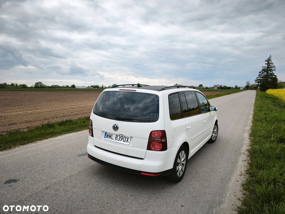 Volkswagen Touran 1.9 TDI Highline - 7