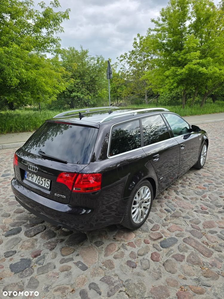 Audi A4 ver-avant-2-0-tdi-dpf-attraction - 16