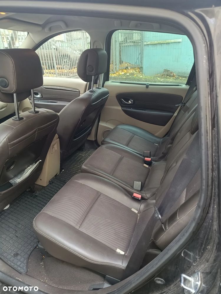 Renault Scenic - 9