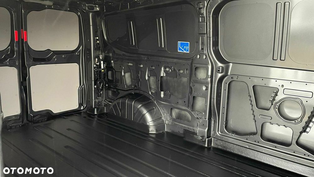 Ford Transit Custom - 12