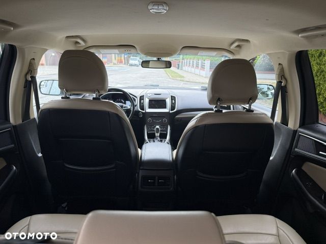 Ford Edge - 10