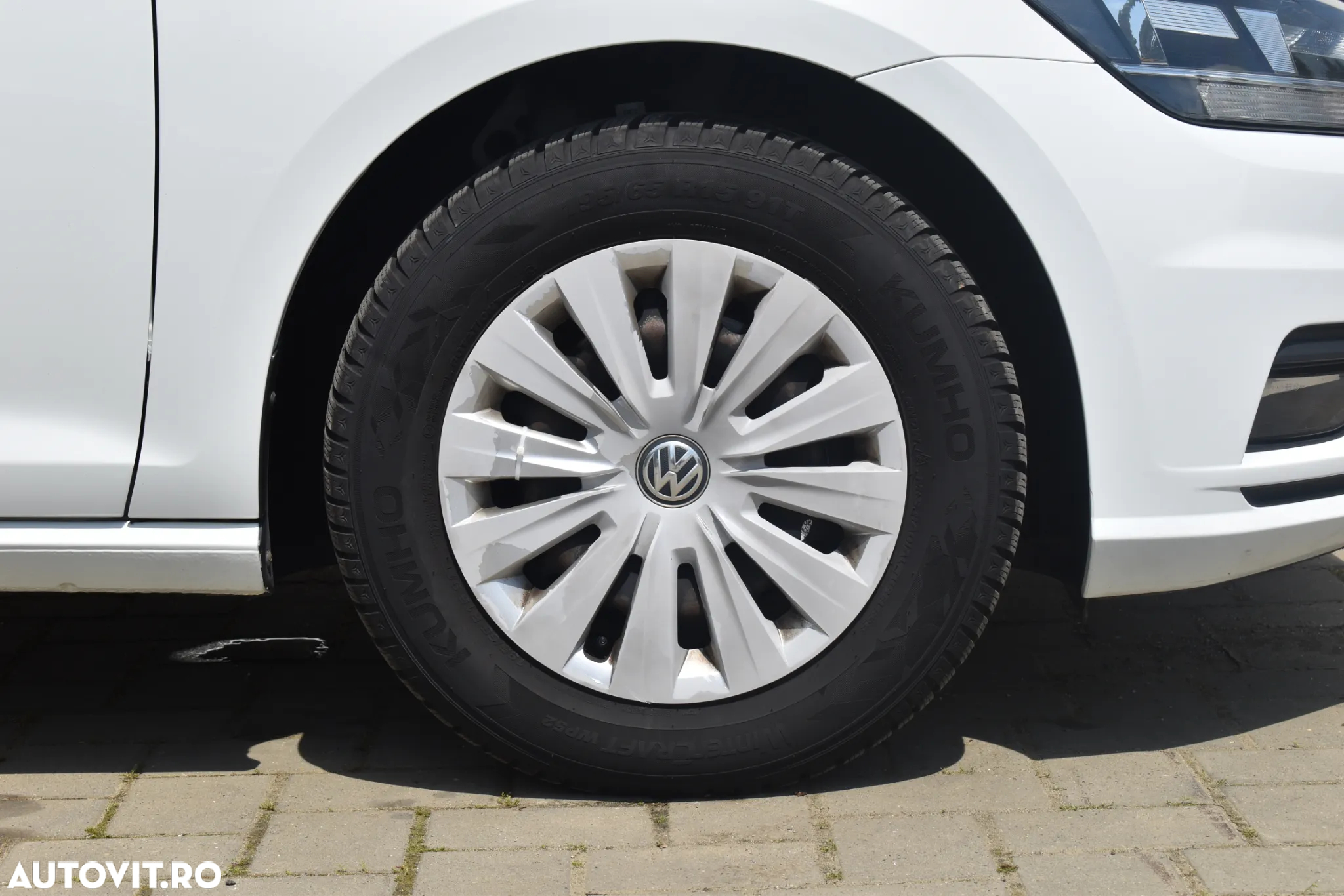 Volkswagen Golf 1.6 TDI Trendline - 14