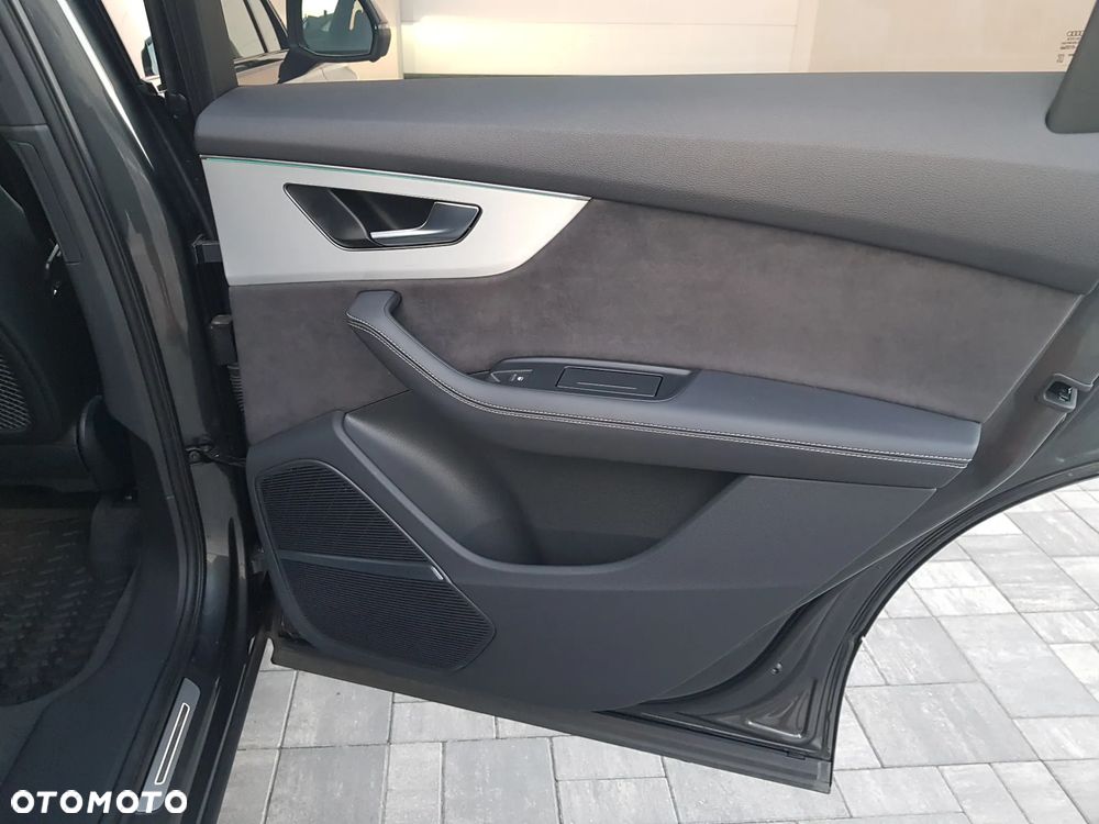 Audi Q7 TDI mHEV 210 kW Quattro S Line Tiptr - 12