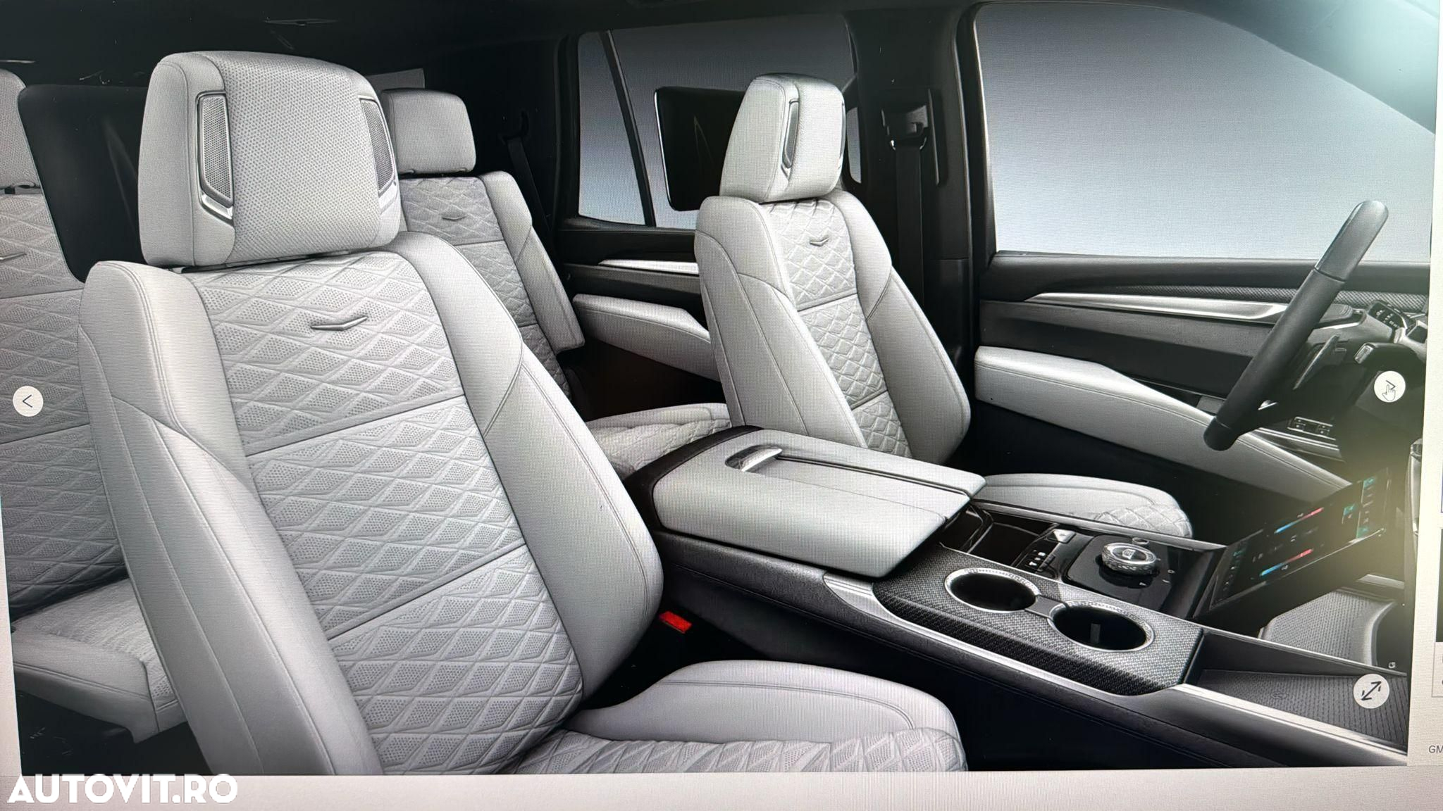 Cadillac Escalade - 7