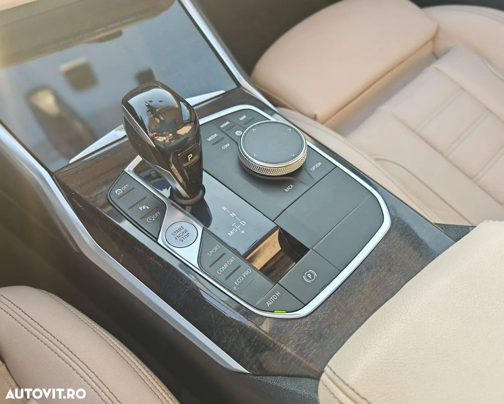 BMW Seria 3 320d Aut. Luxury Line - 11