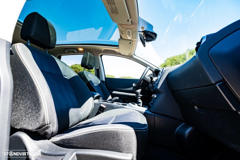 Nissan Qashqai +2 1.5 dCi DPF acenta - 32