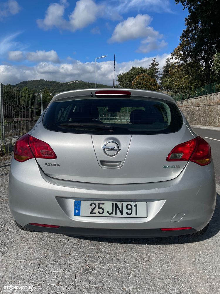 Opel Astra 1.3 CDTi Cosmo - 10