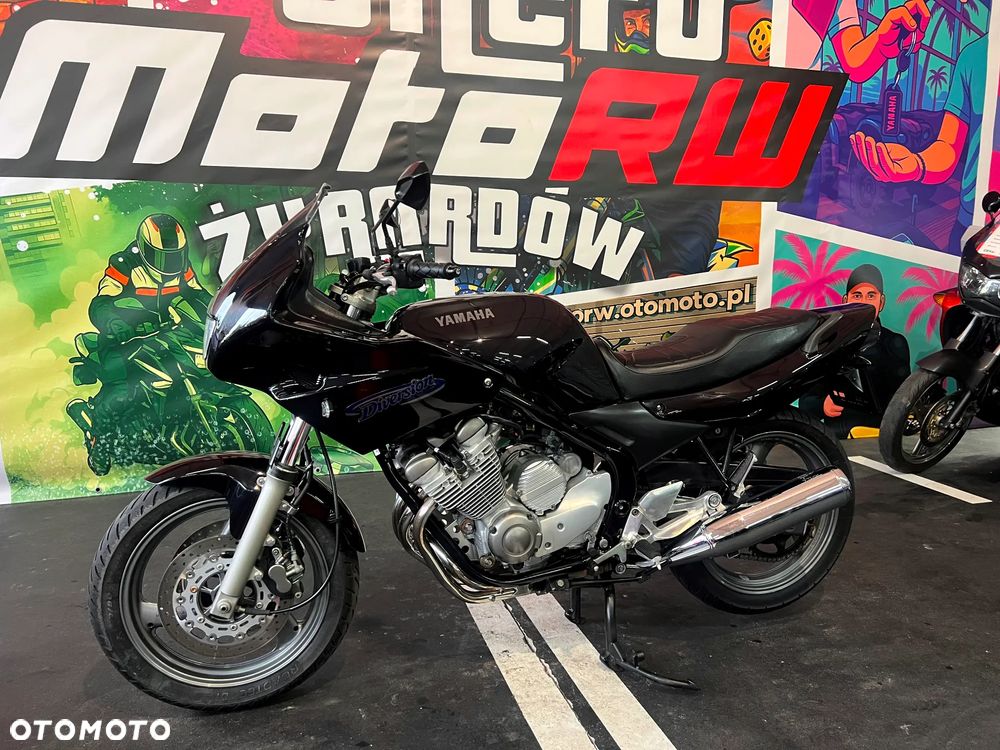 Yamaha XJ - 19