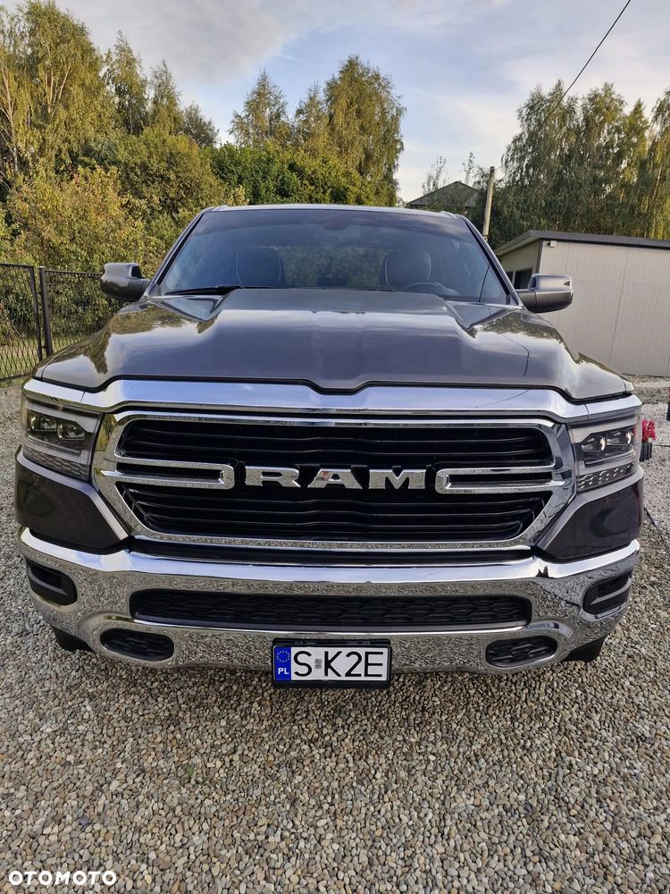 RAM 1500 ver-5-7-quad-cab-laramie - 18