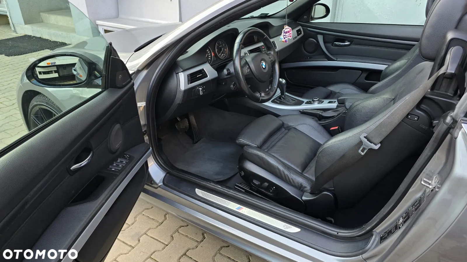 BMW Seria 3 330d DPF Cabrio M Sport Edition - 30