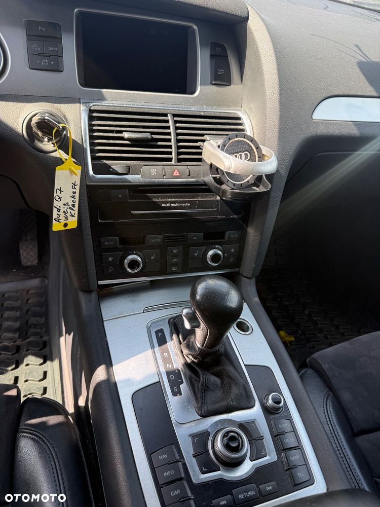 Audi Q7 - 6