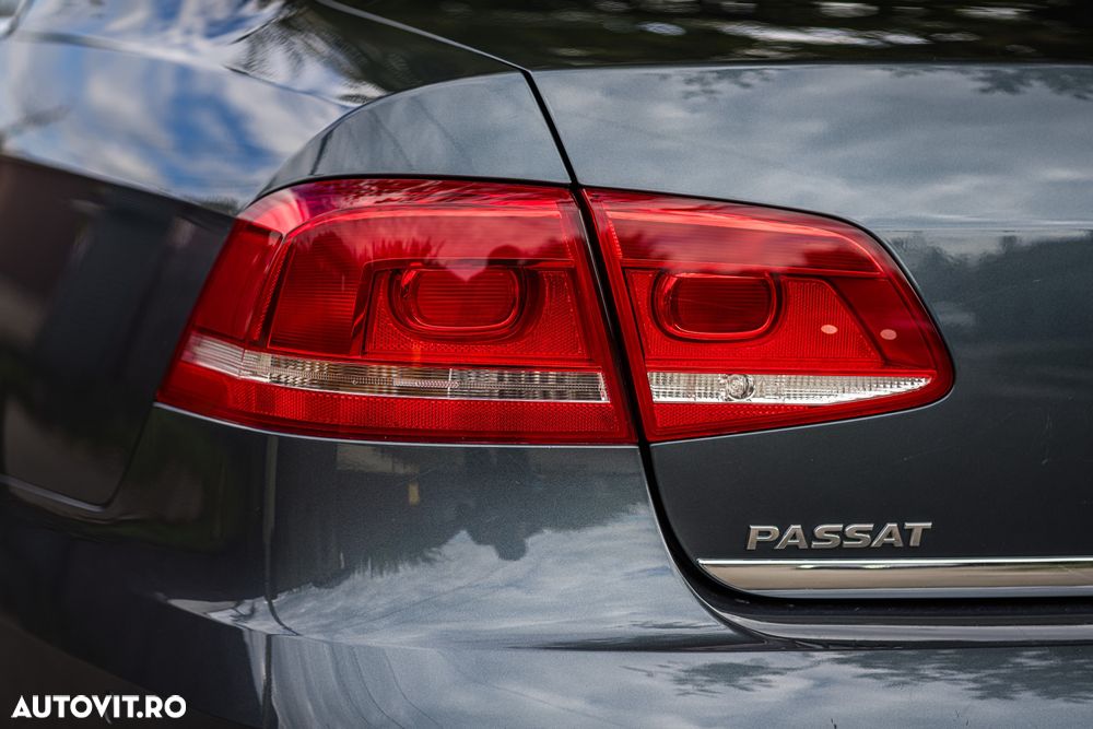 Volkswagen Passat - 24