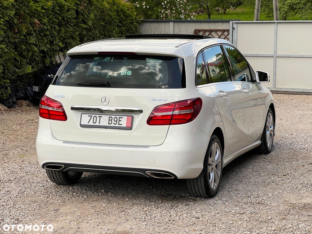 Mercedes-Benz Klasa B 250 4Matic 7G-DCT - 4