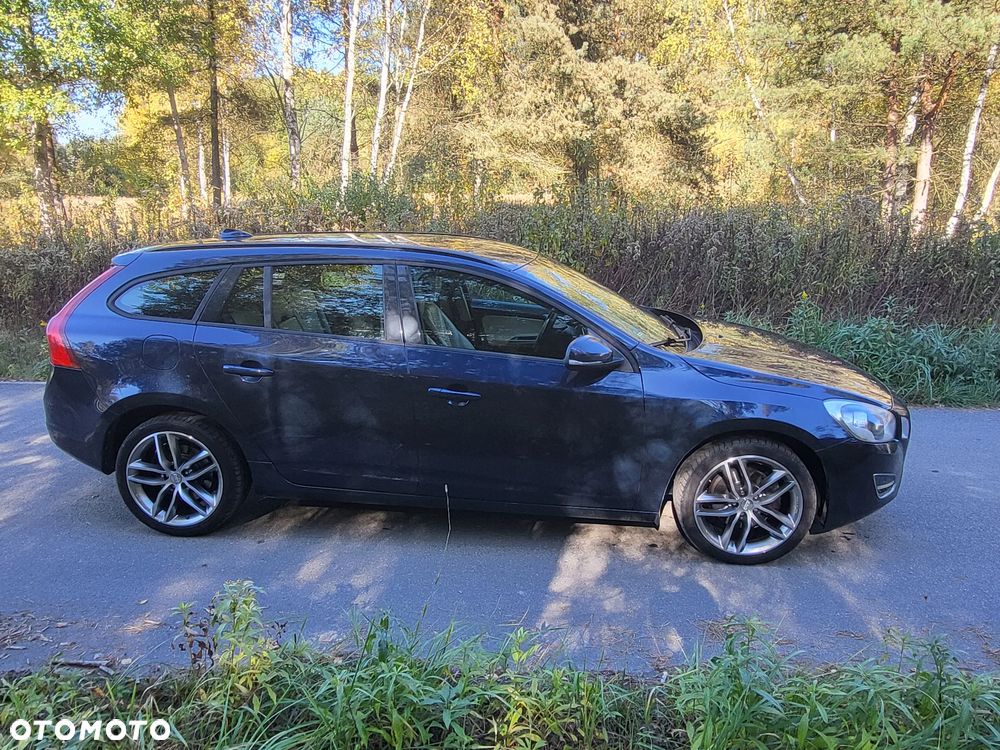 Volvo V60 2012 photo 4