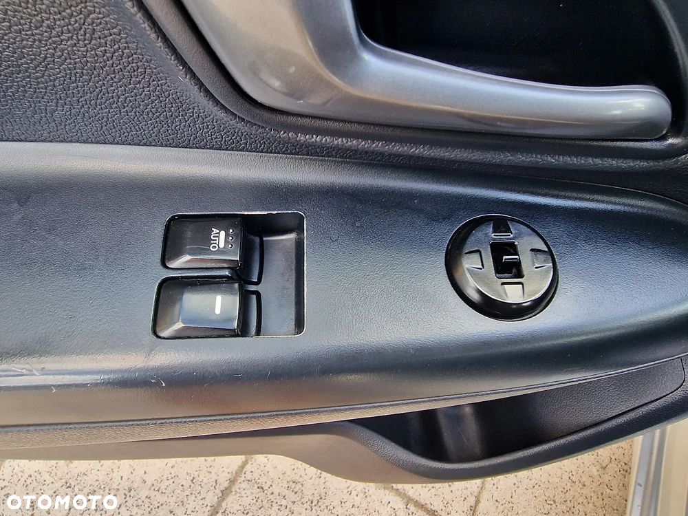 Kia Rio - 13