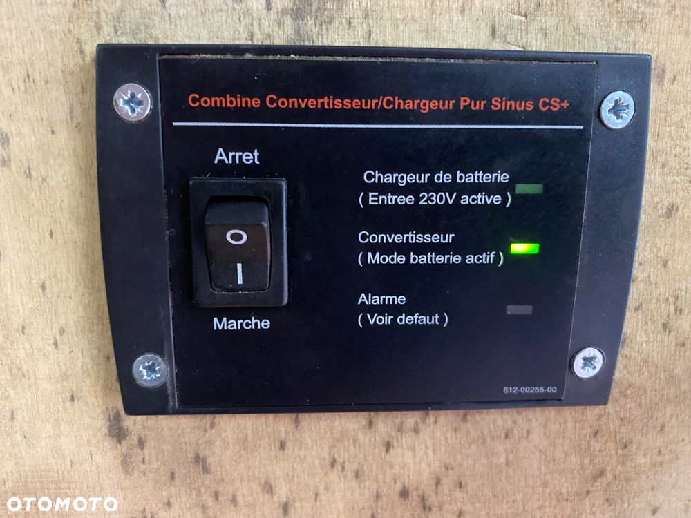 Renault Master L2 H2 warsztat mobilny zasilanie 230V - 32