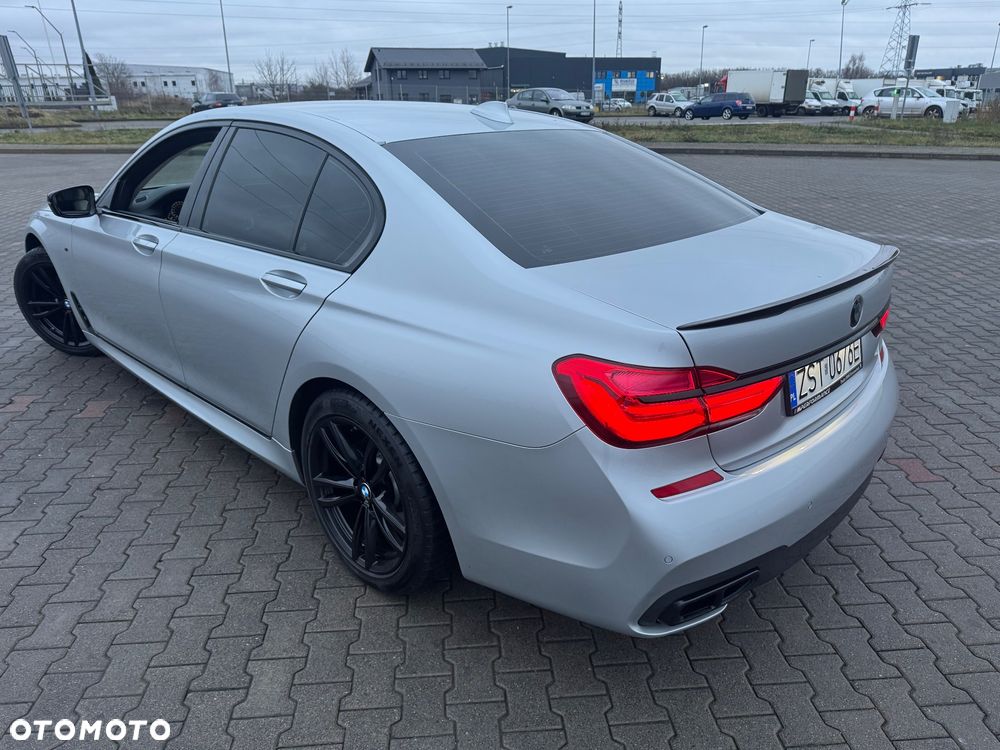 BMW Seria 7 730d xDrive - 28