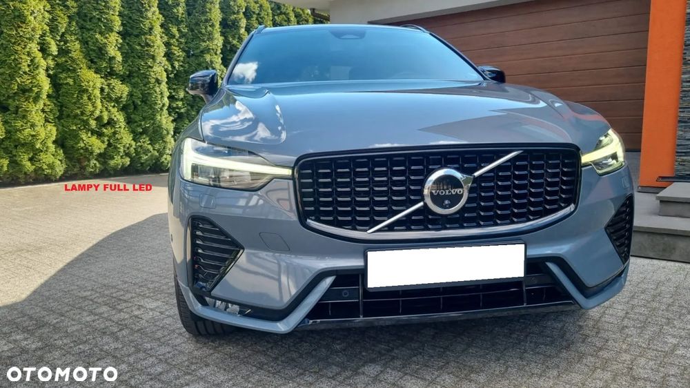 Volvo XC 60 B4 D AWD Plus Dark - 11