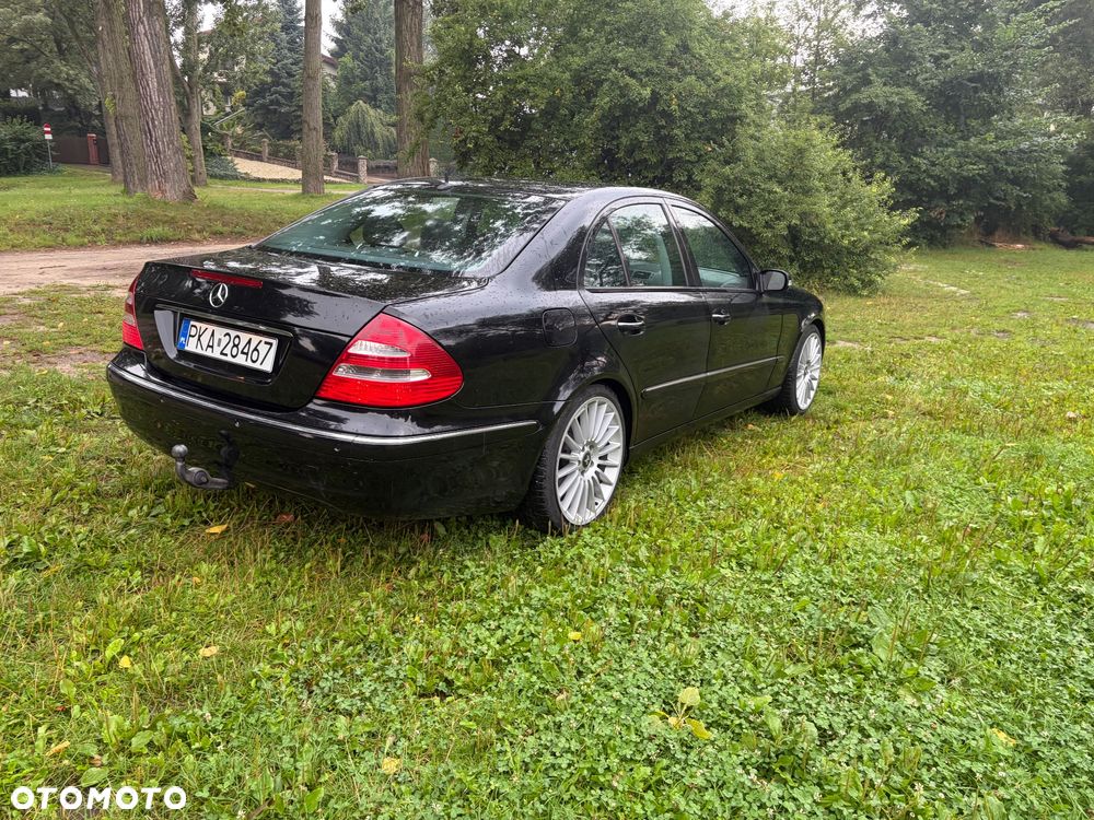 Mercedes-Benz Klasa E - 17